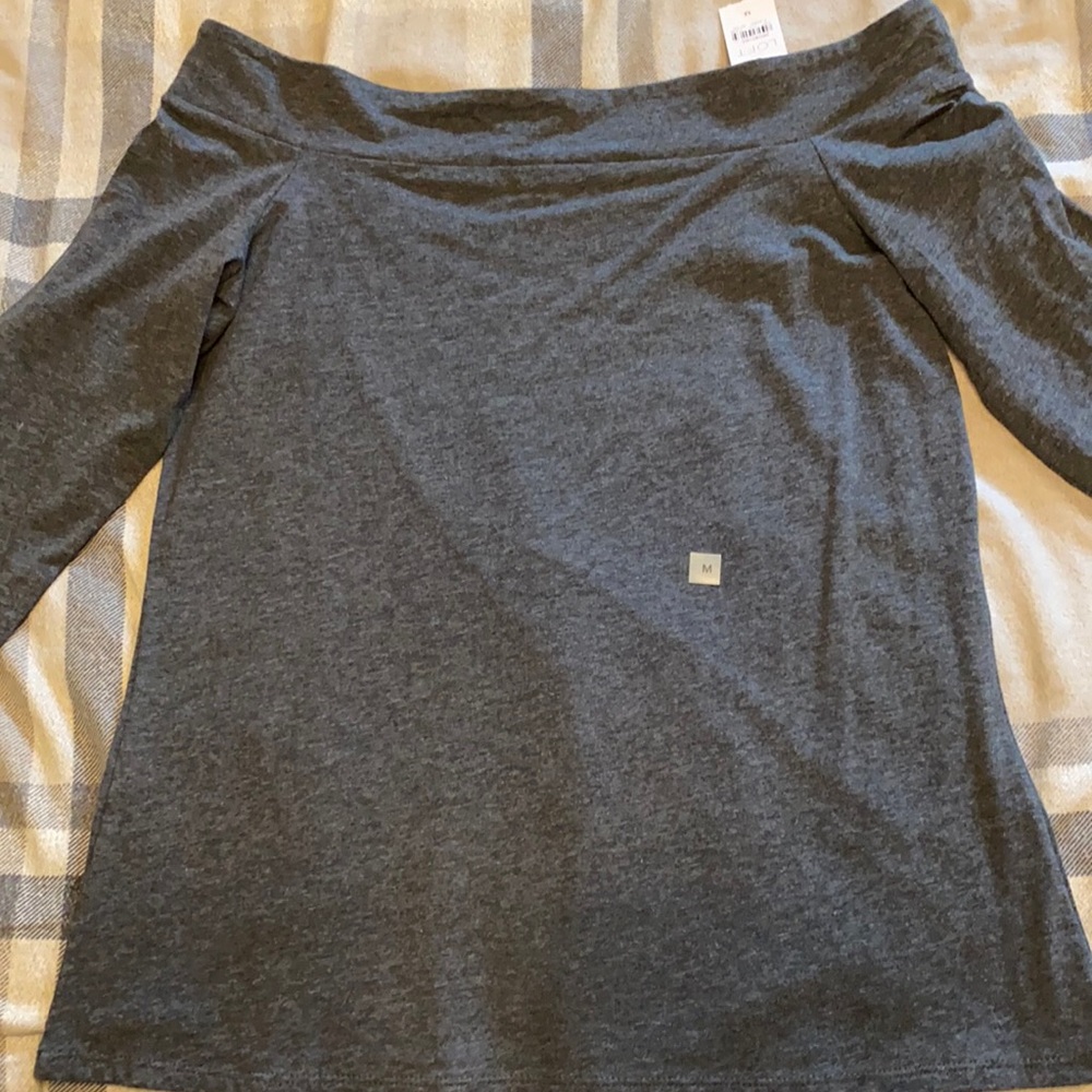 LOFT Off the Shoulder T shirt